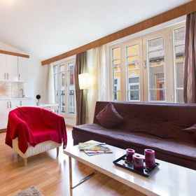 Aretias Suit Home1 , 飯店SDA Church Yedinci Gün Adventist Kilisesi