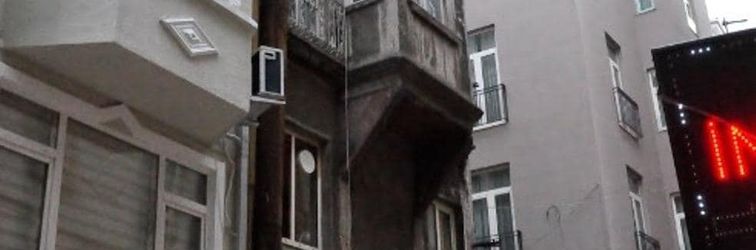 Others Lush Houses Mis Street