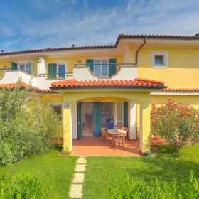 Residence I Giardini Del Conero 1, Hotel Bolognola