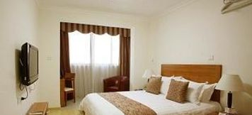 Others 4 Star Hotel and Suites