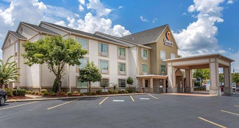 Others 2 Comfort Inn & Suites