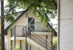 Others 7 Texas White House