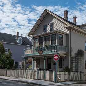 Artful Lodger 1, โรงแรม & ที่พัก Rhode Island