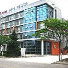 Motel 168 Kunshan Hong Qiao Road Inn 1, Hotel Schotel