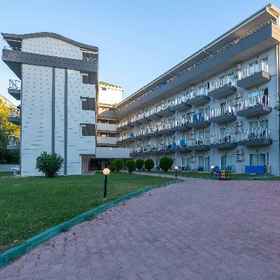 Larissa Vista Hotel1 , 飯店Balmy Beach resort