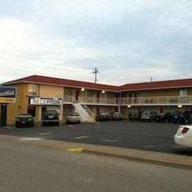 Scottish Inn & Suites Falls Way1 , 飯店尼亚加拉峡谷自然保护区