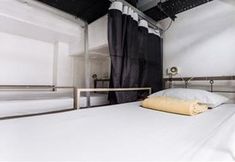 Bedroom 6 Blue Jazz Hostel