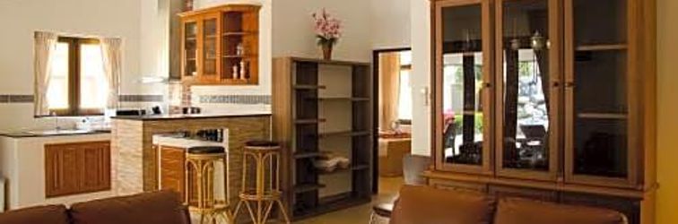 Lobi Jungle Village Bungalows