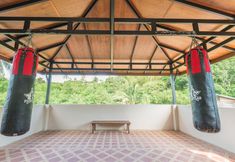 其他 7 Ocean Pie Phuket