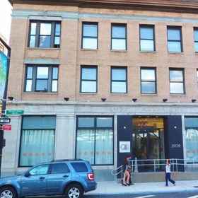 Q4 Hotel & Hostel 1, Hotel 82nd Street–Jackson Heights