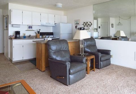 Lain-lain Ocean Terrace Condominiums