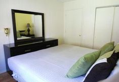 Khác 6 Market Rentals Uptown