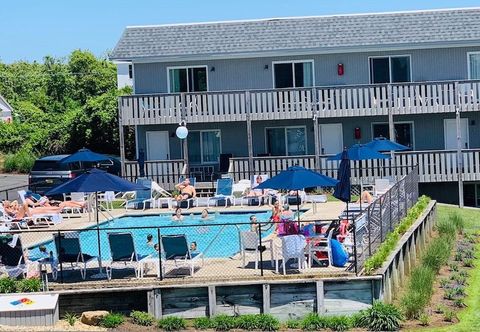 Others Hartmans' Briney Breezes Beach Resort