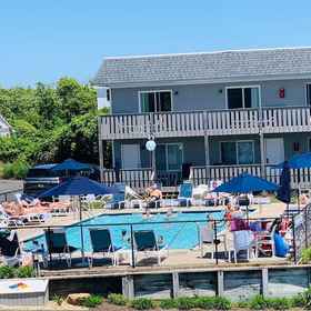 Hartmans' Briney Breezes Beach Resort 1, Hotel Suffolk County