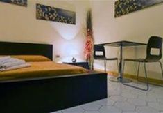 Lain-lain 5 Hotel Roxana