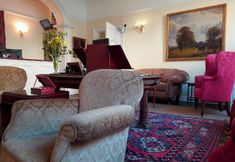 Others 7 Henrietta House