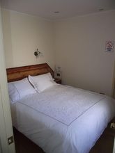 Khác Boutique Sauken