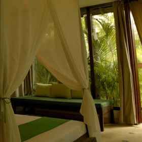 The Pavillion - Phnom Penh 1, Hotel Julie Chetra Maternity Clinic