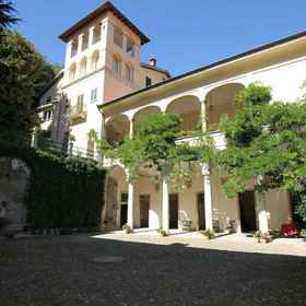 Palazzo Ronchelli 1, Hotel Baroffio Museeum and the Sactuary of Sacro Monte
