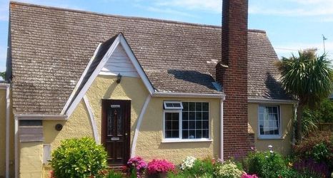 Others 2 The Lodge Guesthouse