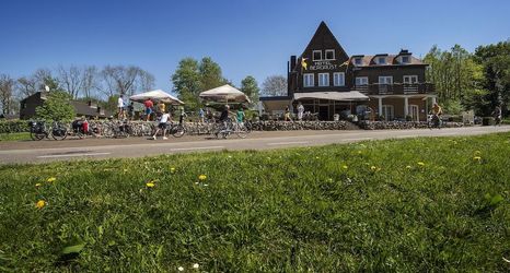 기타 2 Hotel Bergrust