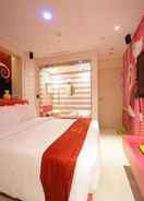 BEDROOM R Hotel