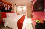 ห้องนอน 6 R Hotel
