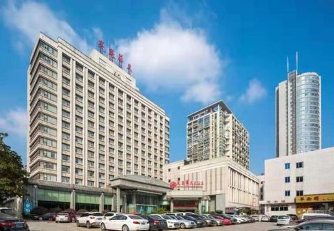 Others Lotus Huatian Hotel