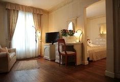 Lain-lain 6 Villa Park Wesoła