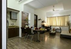 Others 7 Seasons An Apartment Hotel