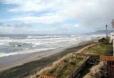 Others 6 Tradewinds Motel