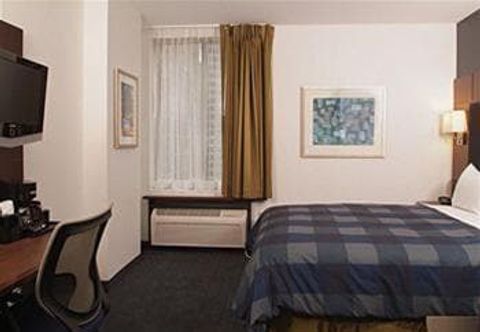 อื่นๆ Manhattan Centre Hotel