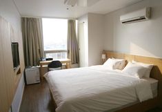 Others 6 Apm Residence