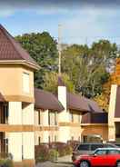 null Country Inn & Suites By Radisson, Battle Creek, MI