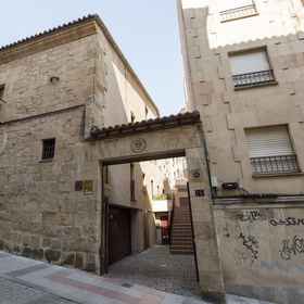 Apartamentos Castilla Y León 1, Khách sạn El Cabaco