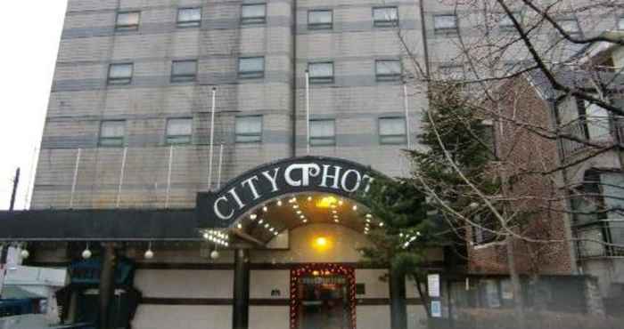 Exterior City Palace Tourist Hotel