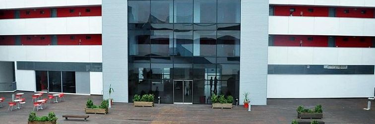 อื่นๆ Kris Vega Del Rey