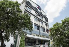 기타 4 Vaccinated Staff - Capital O 146 Solace Hotel