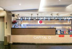 기타 5 Vaccinated Staff - Capital O 146 Solace Hotel