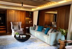 Others 3 Bamboo Retreat