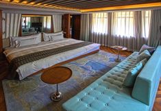 Others 5 Bamboo Retreat