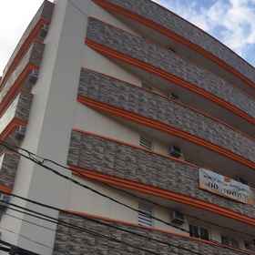 Stone House Hotel Pasay1 , 飯店Parqal