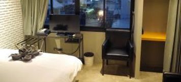 Others 5 Siamese Studio