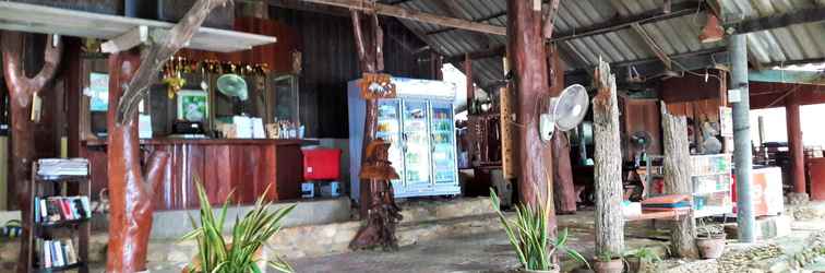 Lobby Jelly Fish Bungalow