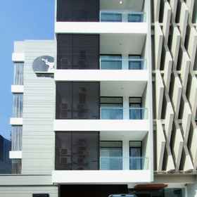 Hotel Zia Shiro I Shika 1, Hotel Ruko Karang Anyar Jl B