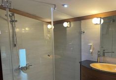 기타 6 Hotel Bistrik City Center