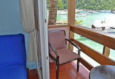 Kamar Tidur 3 Pura Vida Inn & Tours