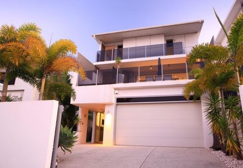 Others Alex Beach House