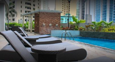 Others 4 Versailles Stay At One Central Residences