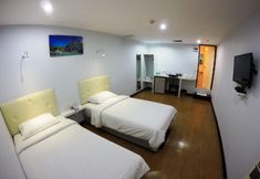 Others 6 Vplace Silom